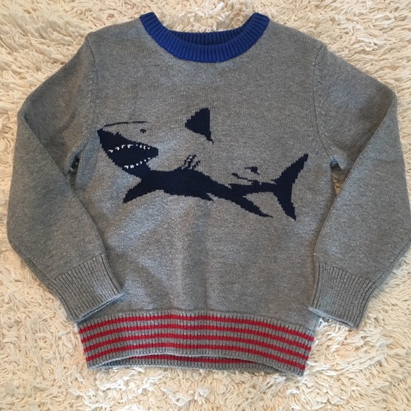 gap shark sweater